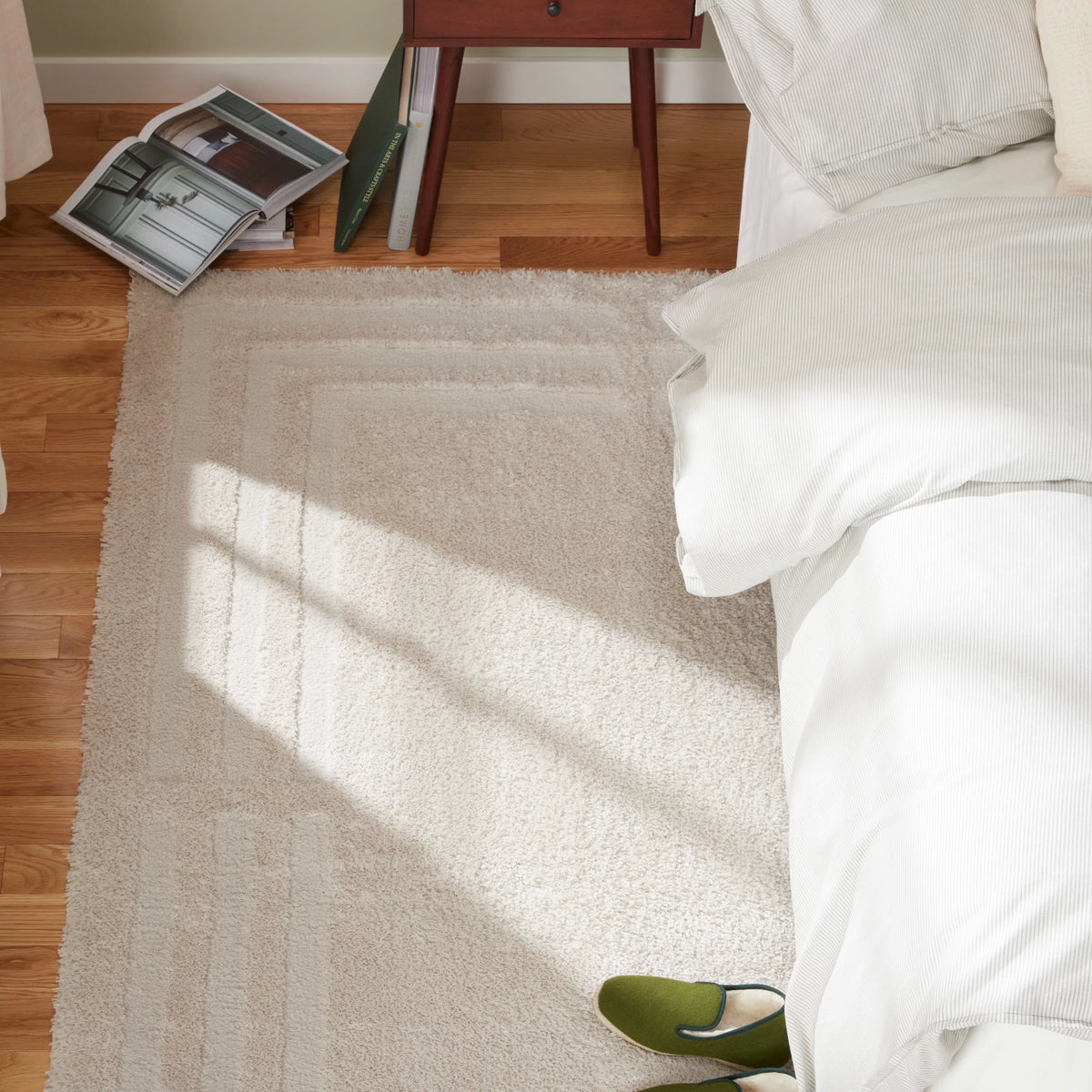 Beige Shag Area Rug 7'10"x10'2" T320166