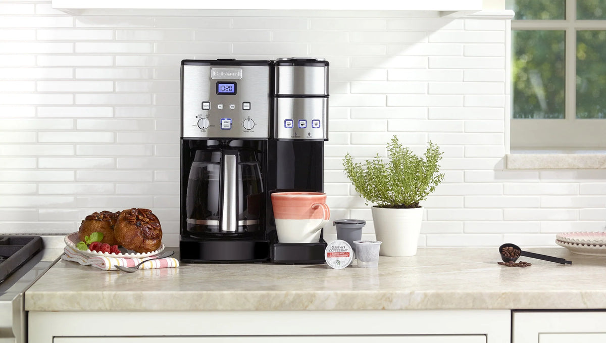 12 Cup Coffeemaker and Single-Serve Brewer I55811