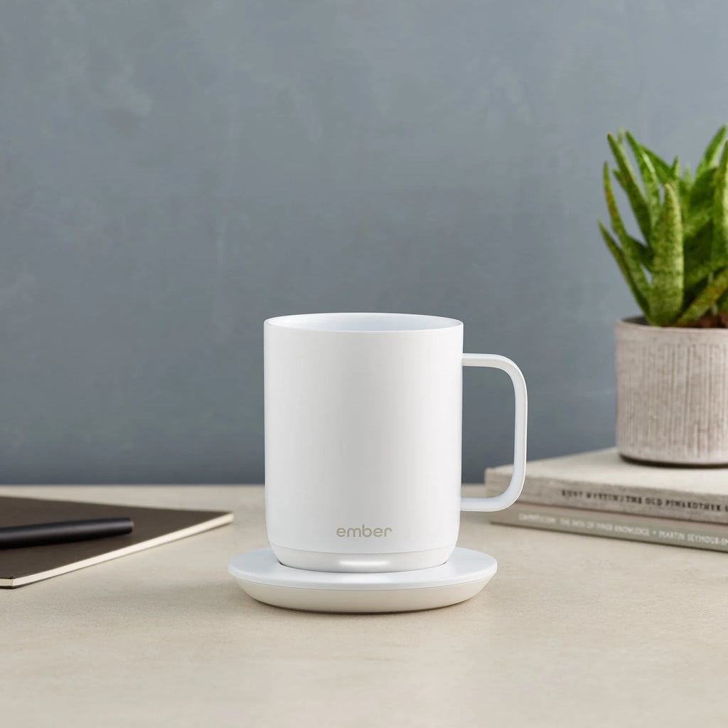10 oz Black App Controlled Heated Coffee Mug V58299