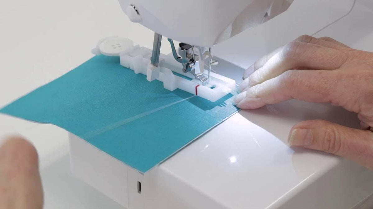 Computerized Sewing Machine with 80 Built-in Stitches, LCD Screen, LED Lighting H552