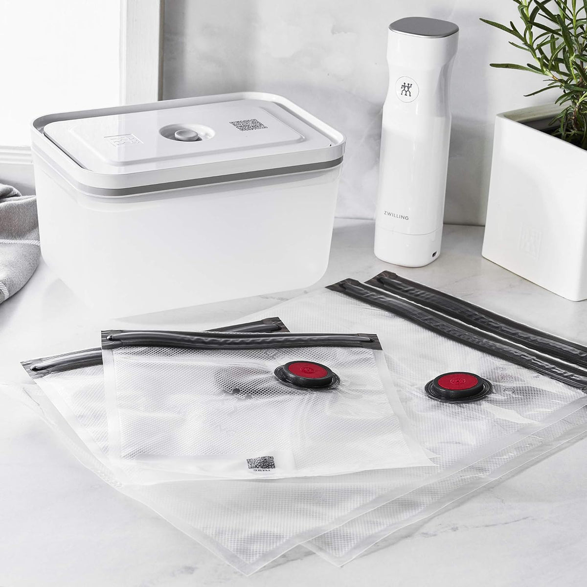 6-pc Vacuum Sealer Machine Starter Set Y160