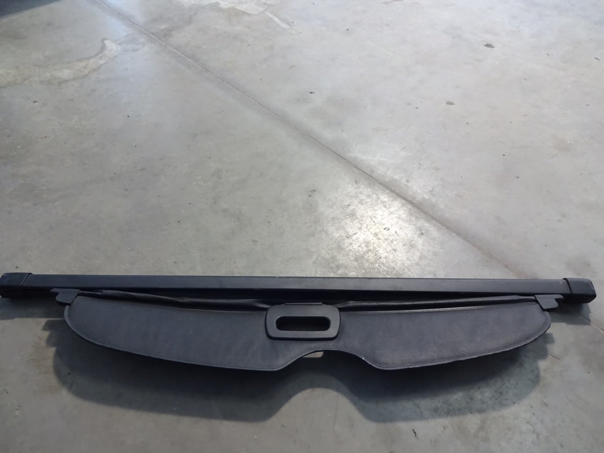 Rear Black Retractable Cargo Cover Q2828