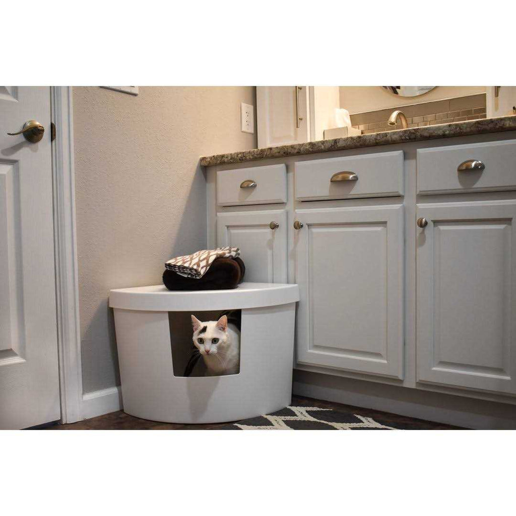 Enclosed Plastic Litter Box G18147